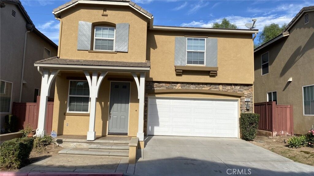 Property Photo:  1686 Golden Rod Avenue  CA 92373 