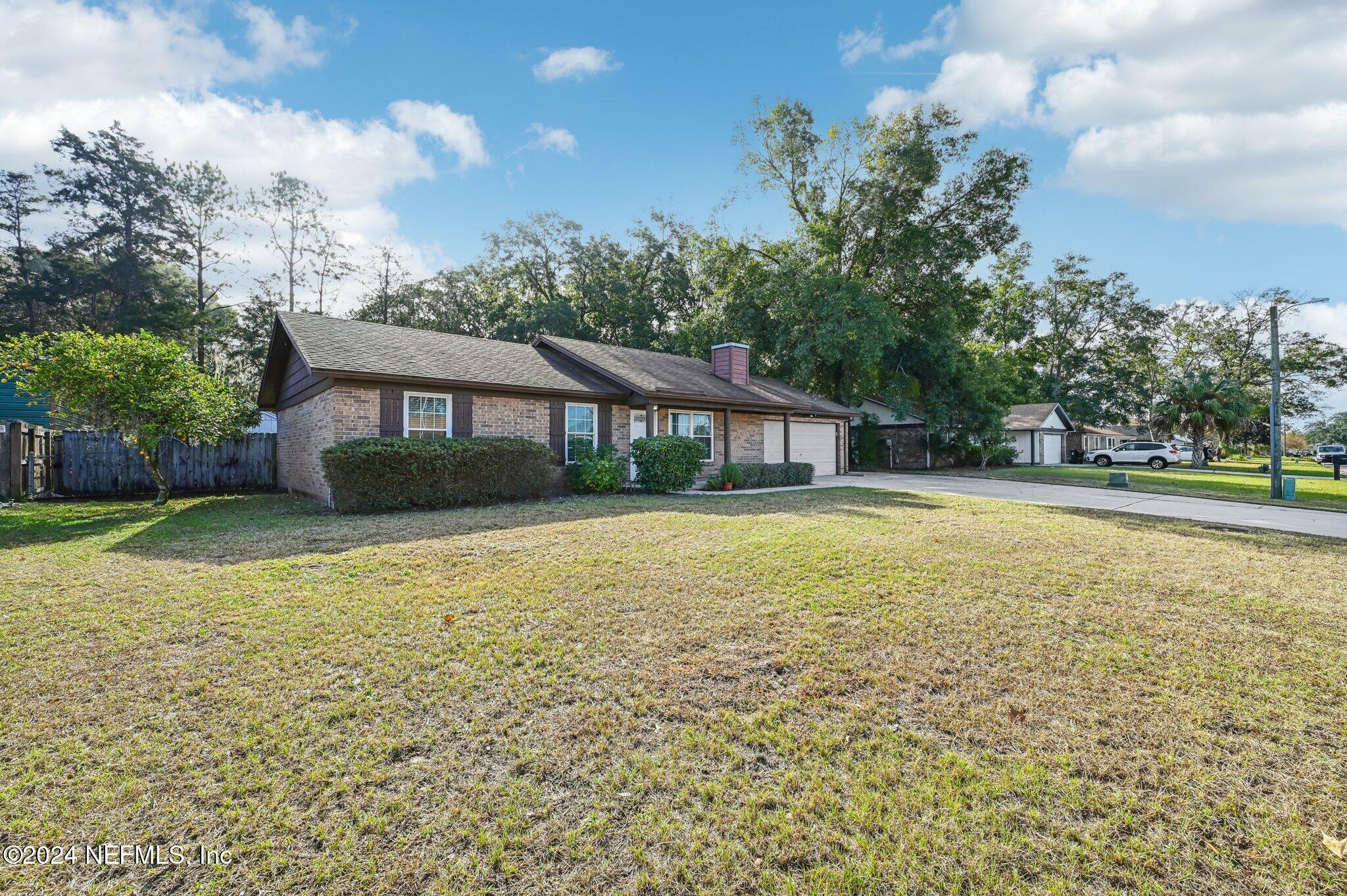 Property Photo:  2655 Shannon Street  FL 32065 