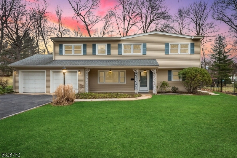 Property Photo: 4 Holly Glen Lane North NJ 07922