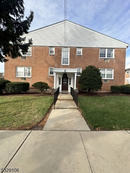 Property Photo: 565 Grove St E-1 NJ 07013