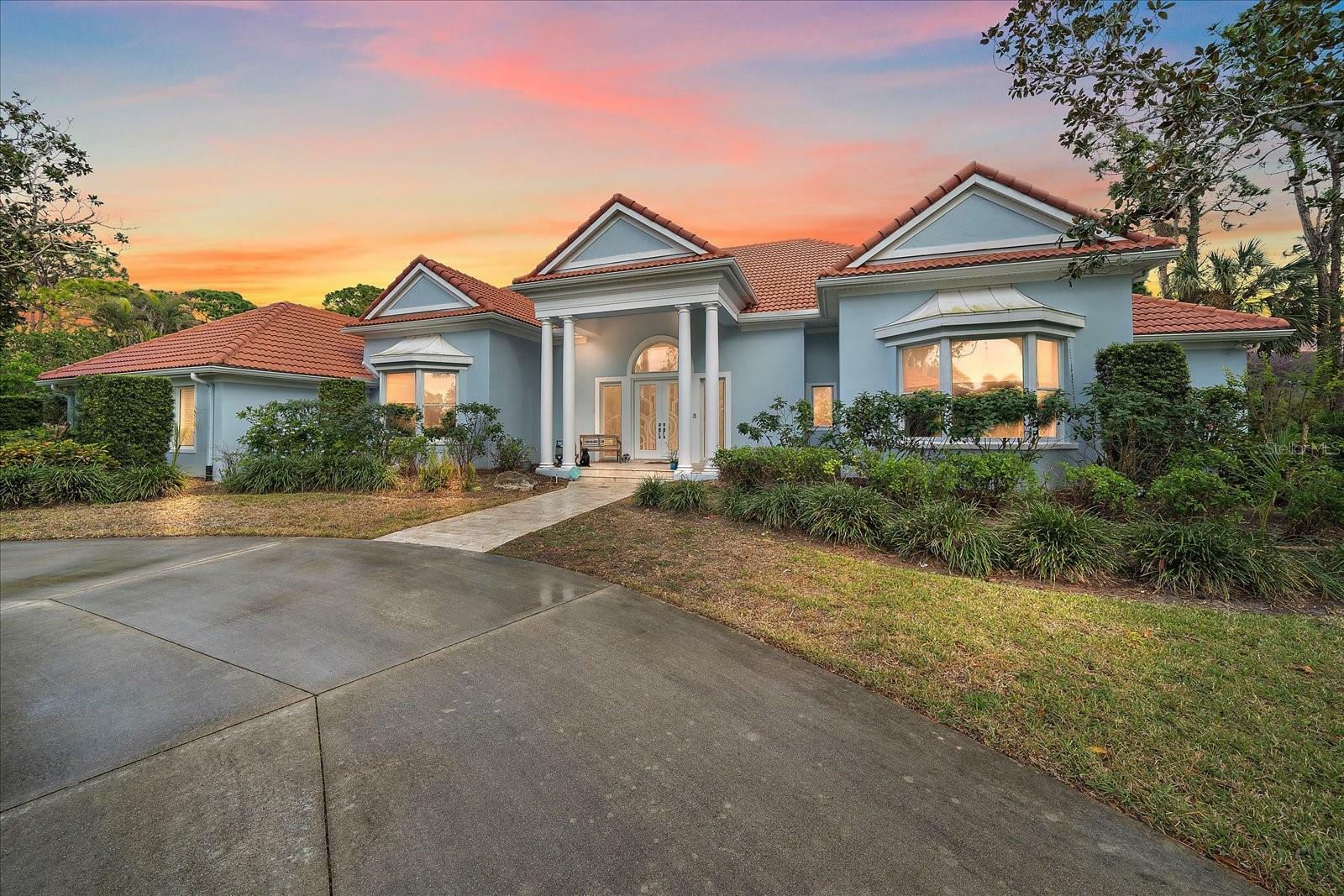 Property Photo:  676 Eagle Watch Lane  FL 34229 