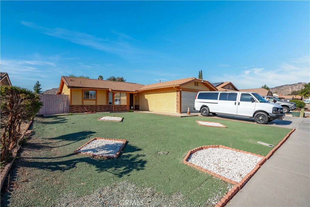 Property Photo:  11587 Triumph Lane  CA 92557 