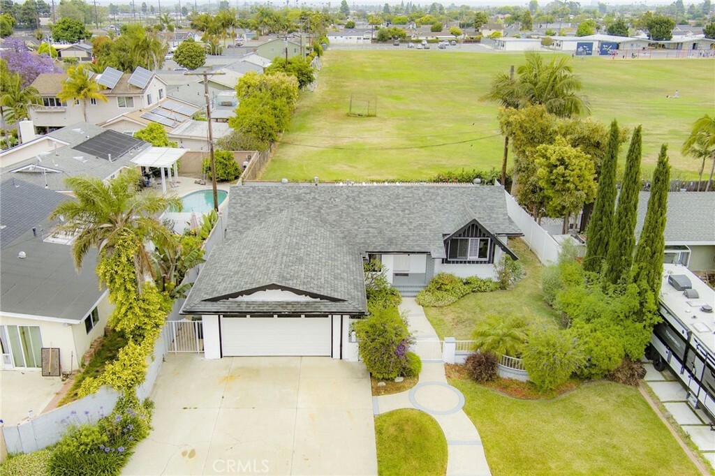 Property Photo:  16082 Schryer Lane  CA 92649 