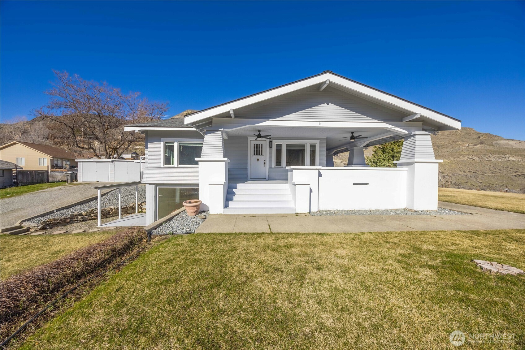 Property Photo: 242 3rd Street WA 98817