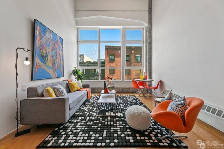 1505  11th Avenue 205  Seattle WA 98112 photo