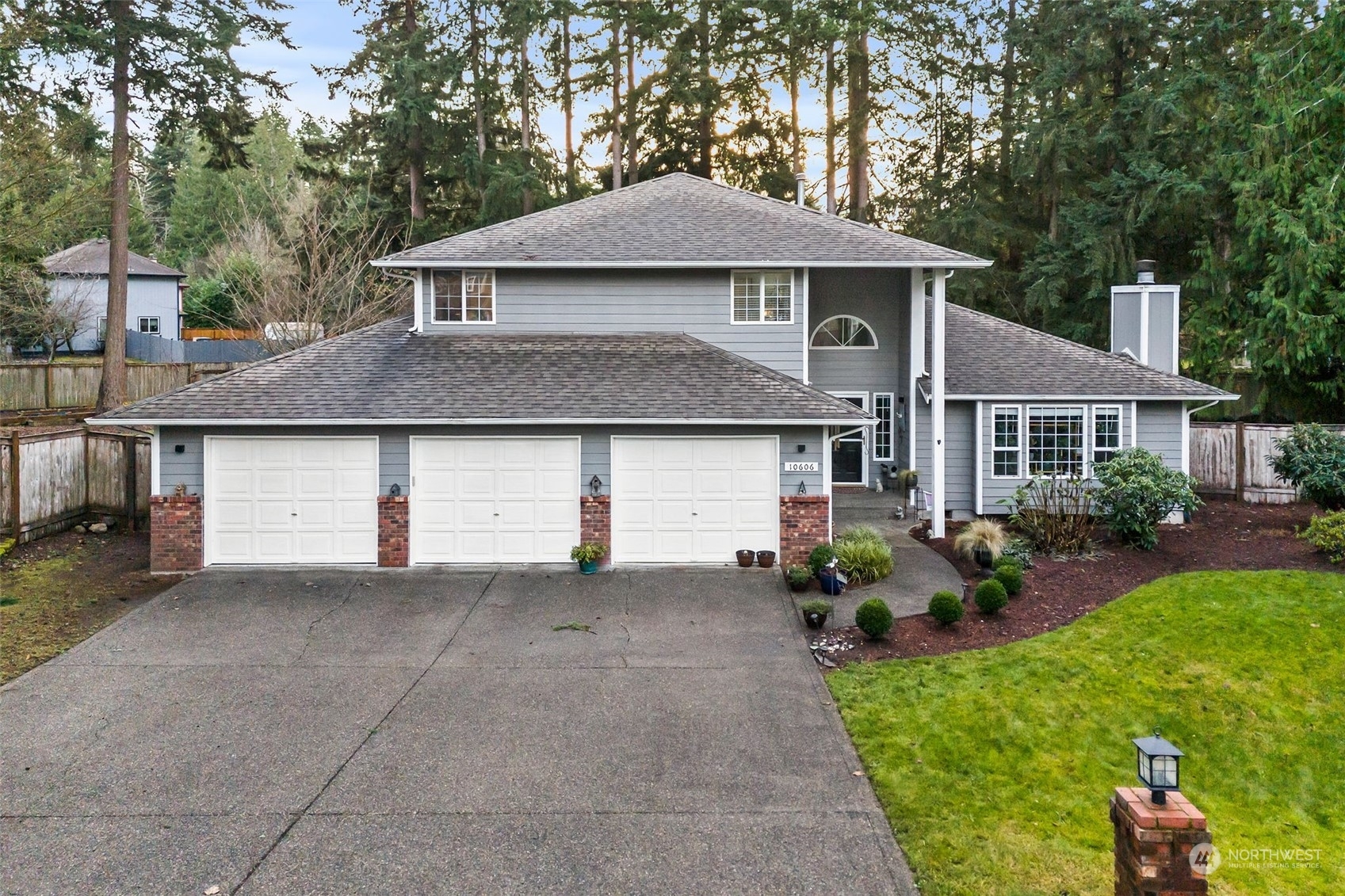 Property Photo:  10606  219th Avenue E  WA 98321 