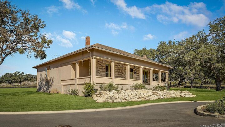 24626 Cliff Line  San Antonio TX 78257 photo