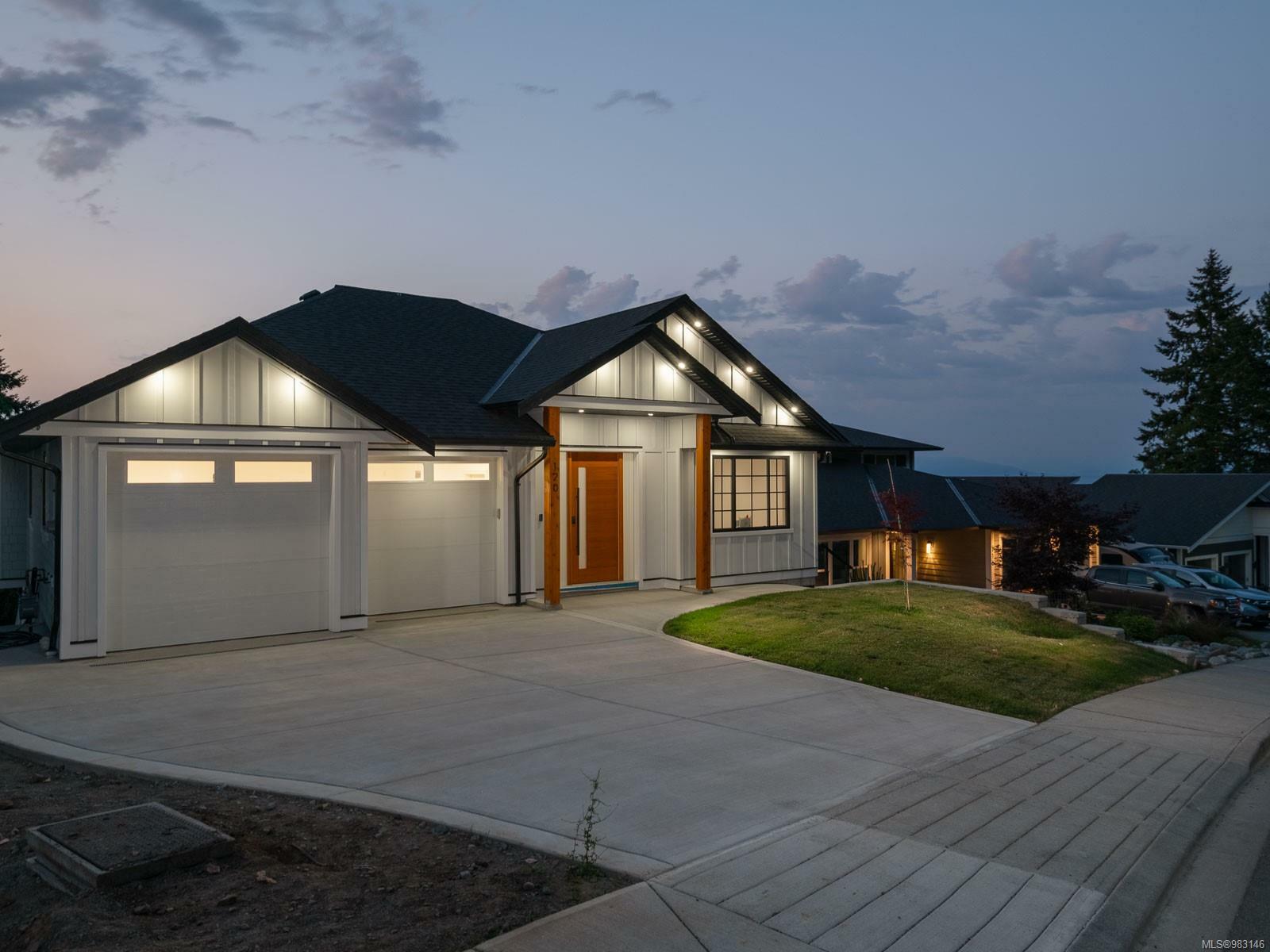 Property Photo: 120 Hawk Point Rd BC V9T 5W2