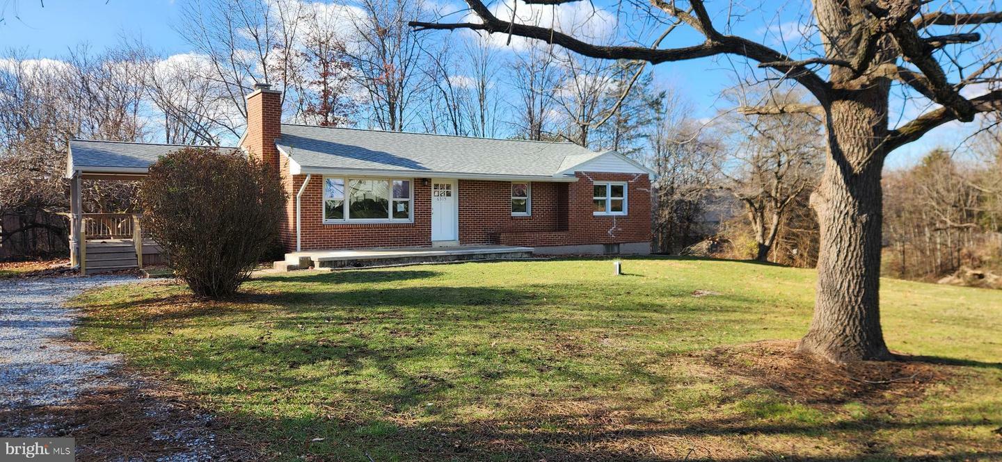 Property Photo:  6315 Locust Lane  PA 17050 