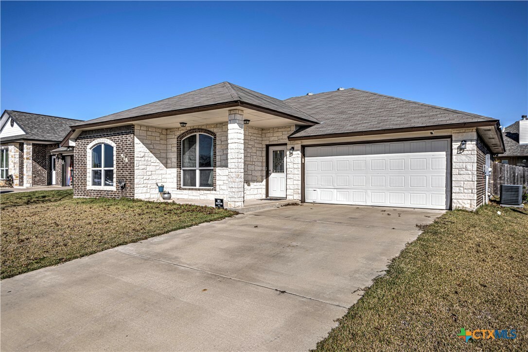 Property Photo:  918 Kacie Drive  TX 76502 