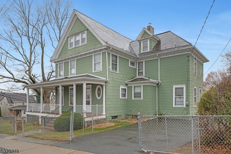 Property Photo:  706 Birch St  NJ 07005 