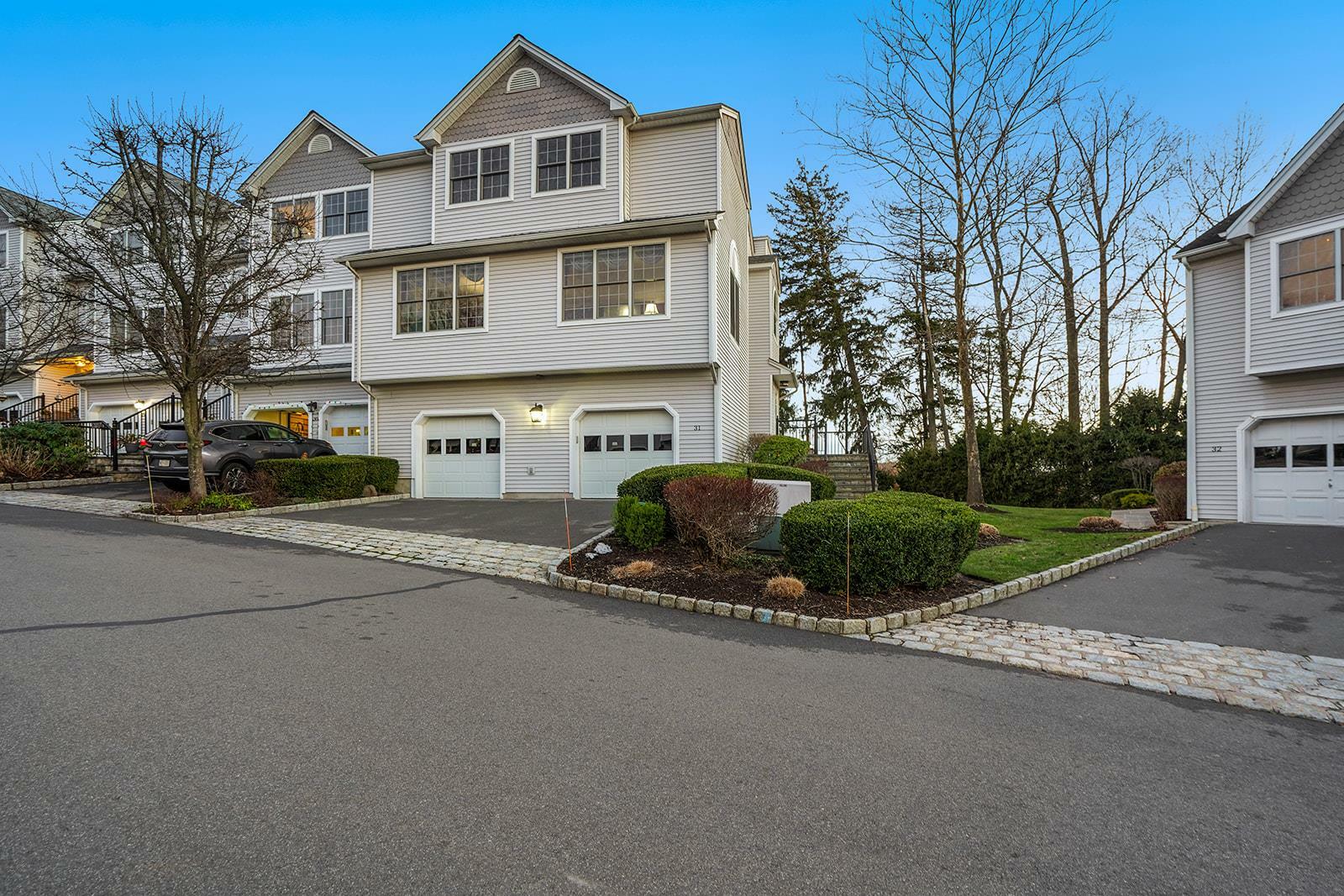 Property Photo:  31 Forest Ridge Road  NY 10960 