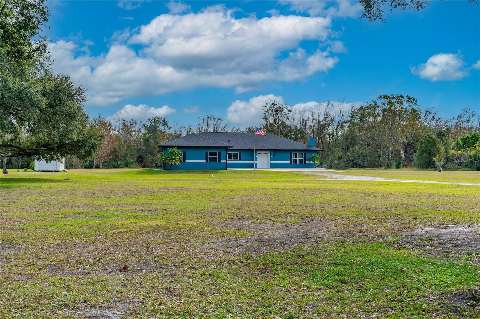 Photo de la propriété:  1975 Spruce Creek Circle  FL 32128 