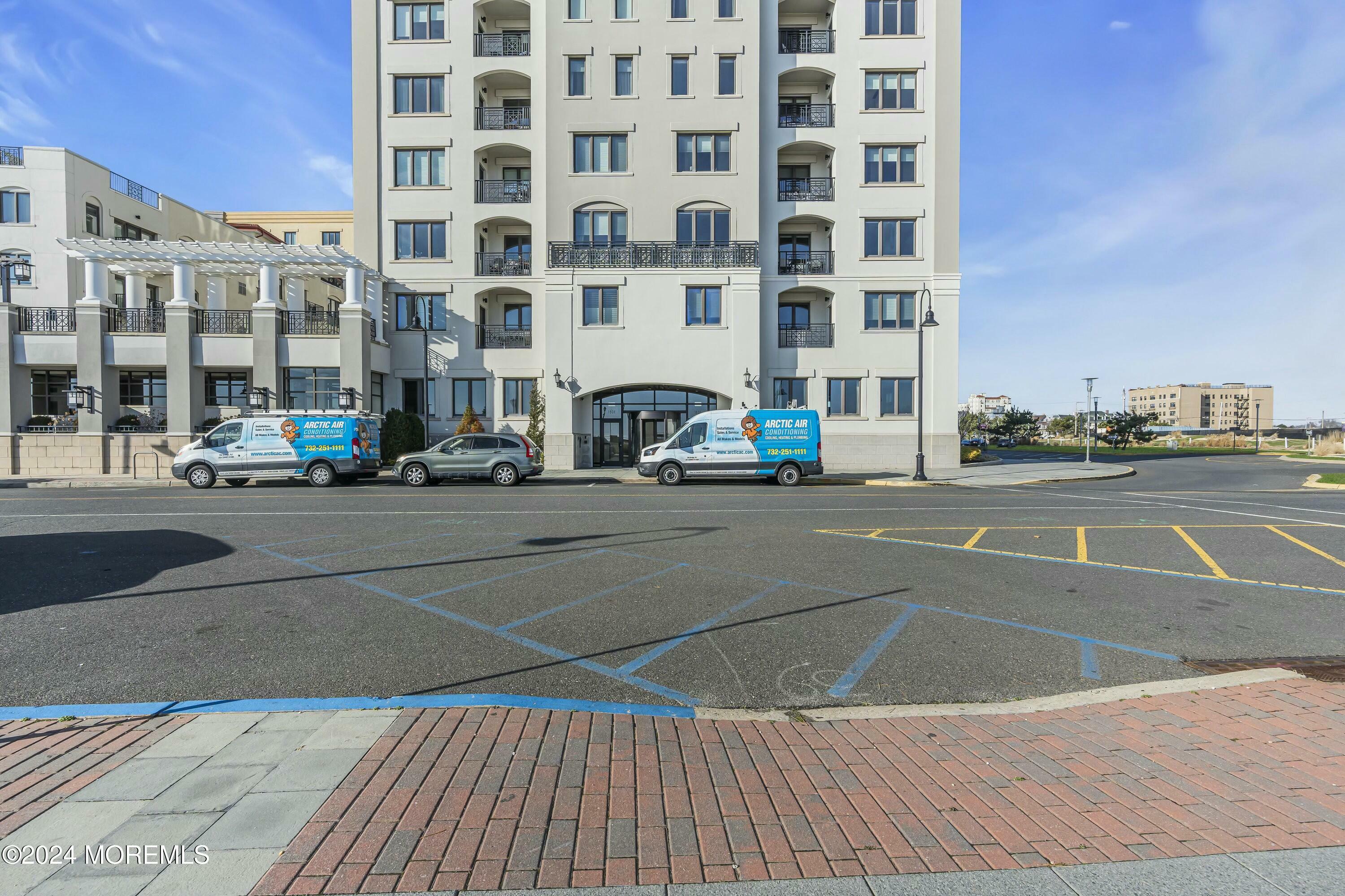 Property Photo:  1501 Ocean Avenue 1403  NJ 07712 