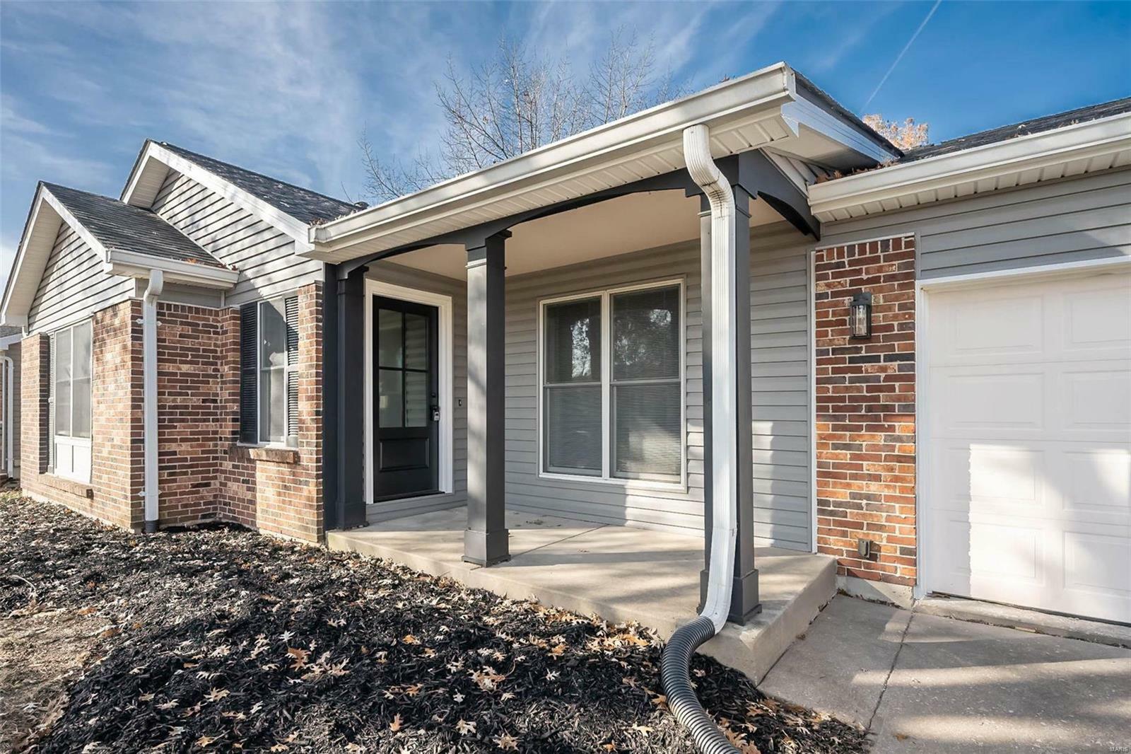 Property Photo:  1212 Summerwood Drive  MO 63376 