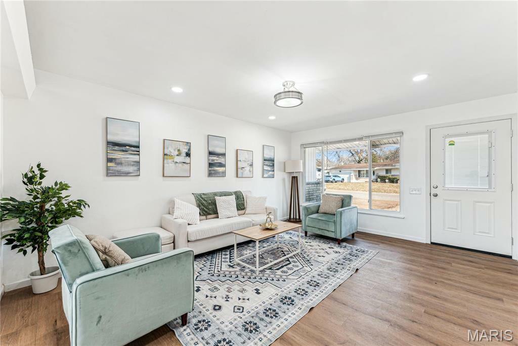 Property Photo: 10753 Landseer Drive MO 63136