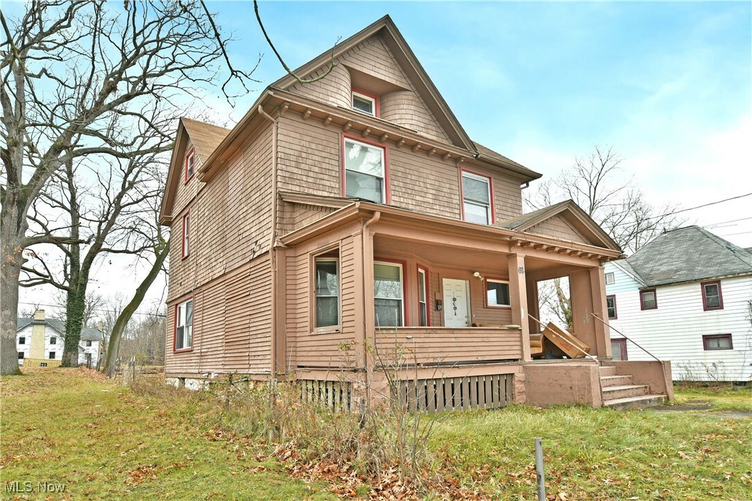 Property Photo:  62 Baldwin  OH 44504 