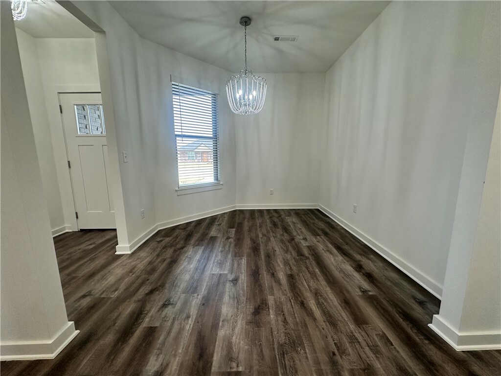 Property Photo:  301 Pin Oak Street  AR 72734 