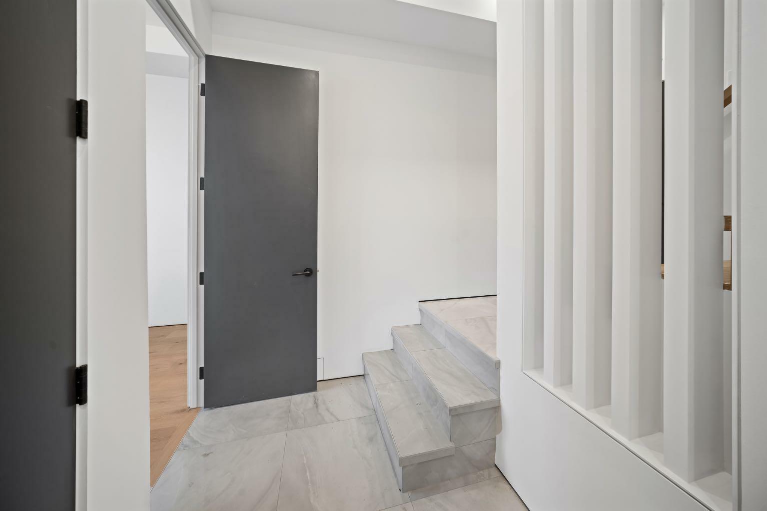 Property Photo: 2305 13 Street NW AB T2M 1T8