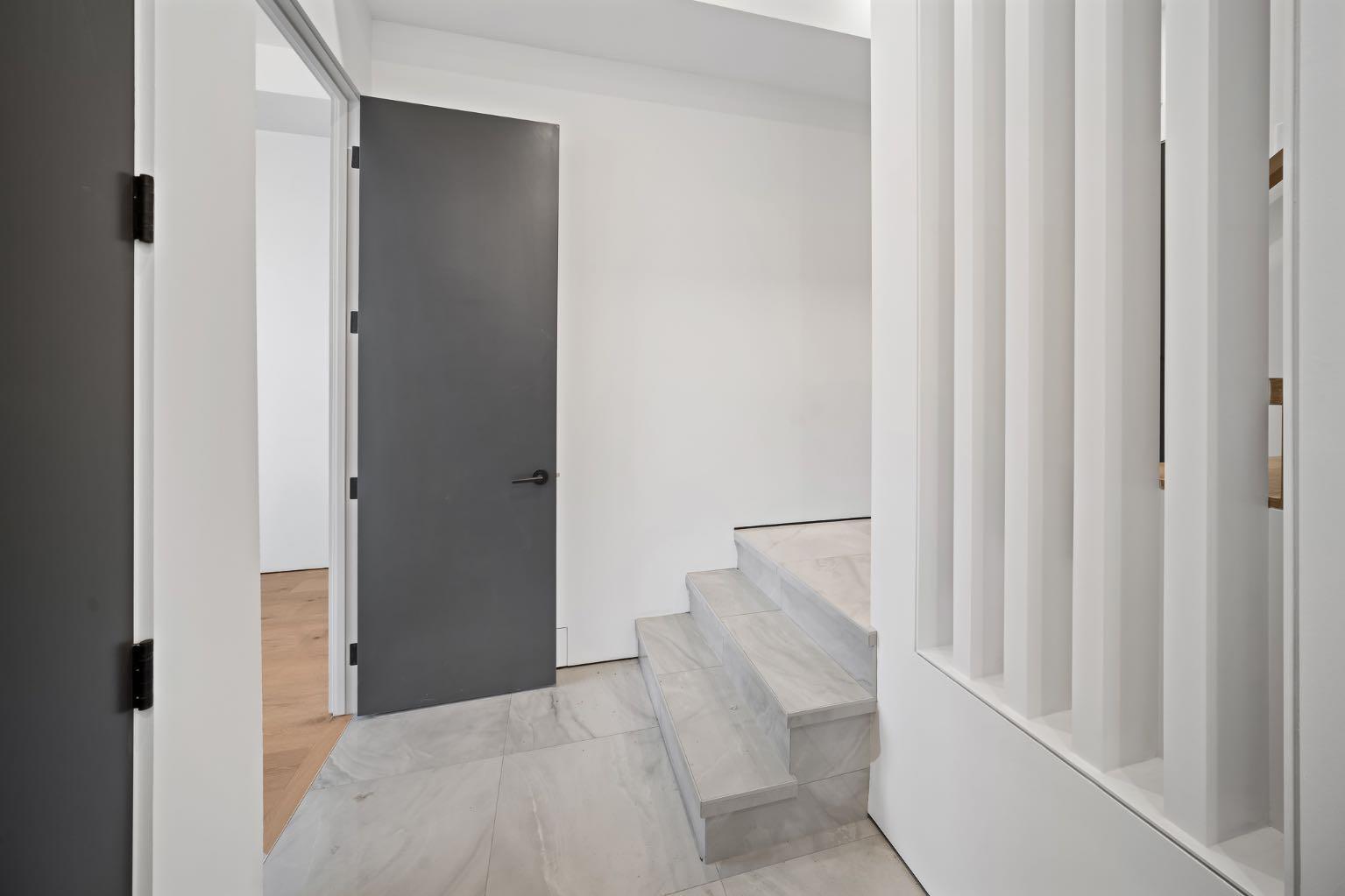 Property Photo: 2305 13 Street NW AB T2M 1T8