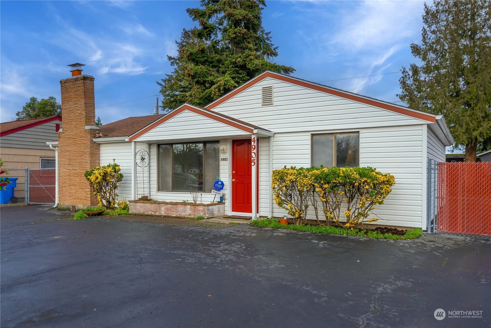 4905  Pacific Street SW  Lakewood WA 98499 photo