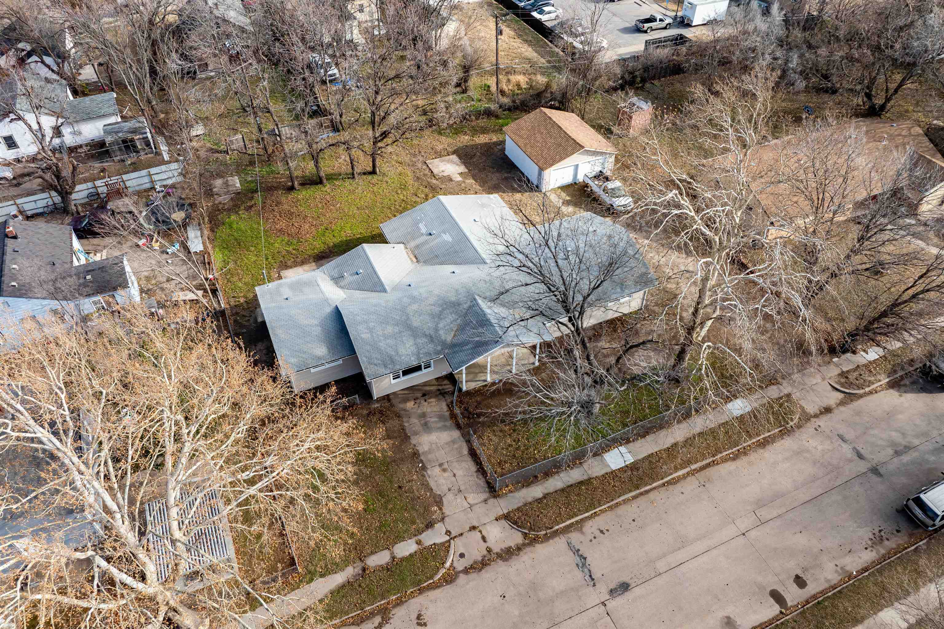 Property Photo:  1146 N Kansas Ave  KS 67214-3126 