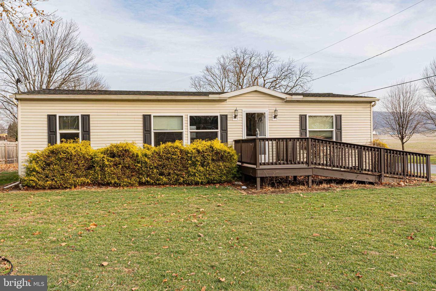 Property Photo:  497 Middletown Road  PA 17036 