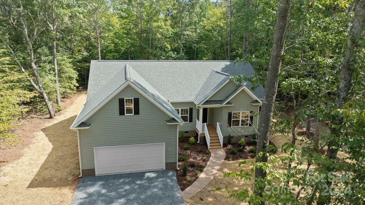 Property Photo:  2754 Crowders Creek Road  NC 28052 