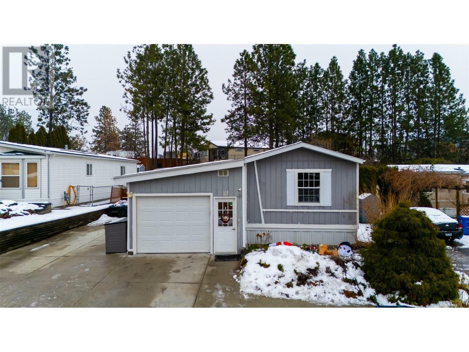 Property Photo:  3225 Shannon Lake Road 21  BC V4T 2E2 