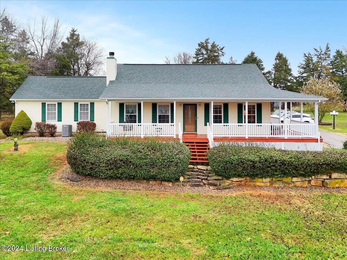 Property Photo:  9401 Frohlich Rd  KY 40291 