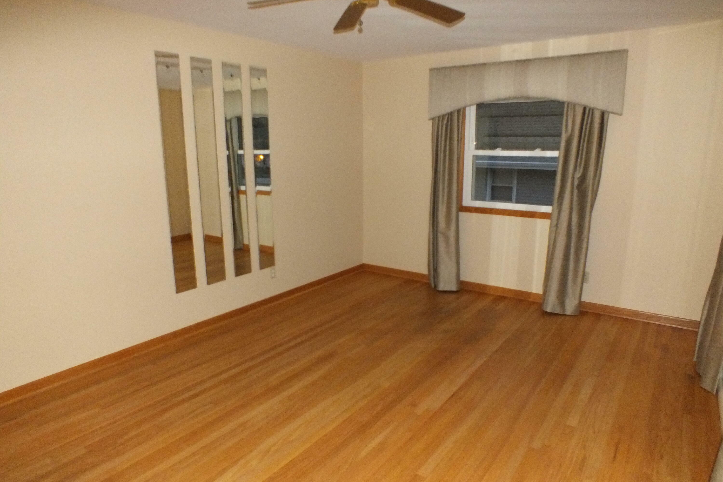 Property Photo:  2221 Easy St  WI 53188 