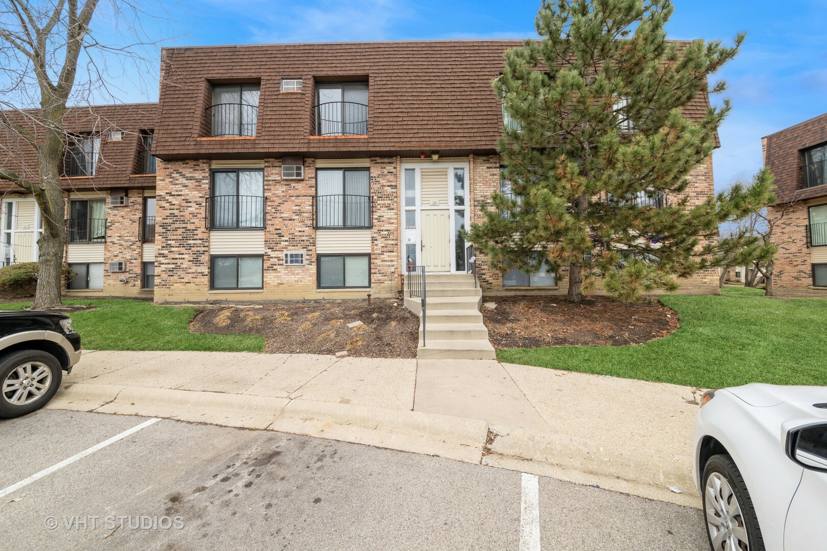 164 Waters Edge Drive 302  Glendale Heights IL 60139 photo