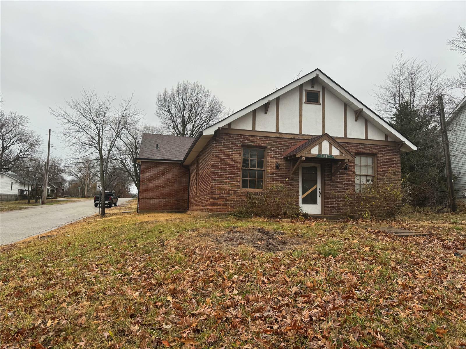 Property Photo:  3847 Fee Fee Road  MO 63044 