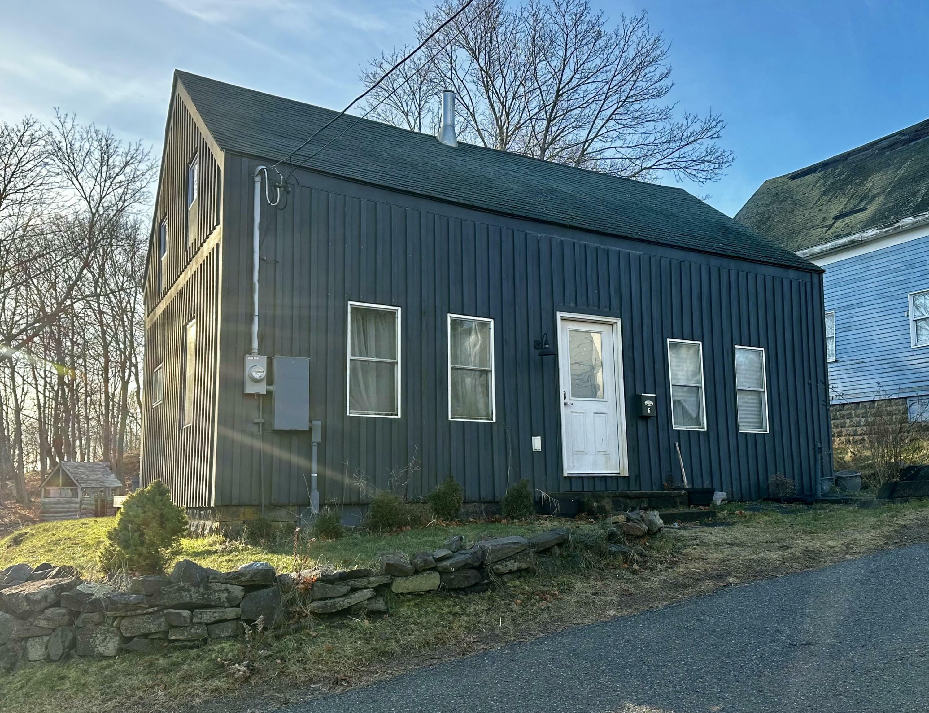 Property Photo: 6 Gilman Street ME 04631