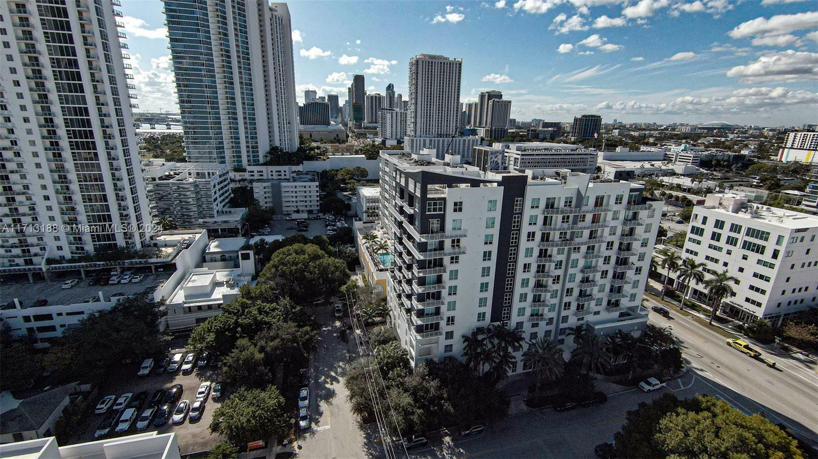 Property Photo:  2275 Biscayne Blvd 502  FL 33137 