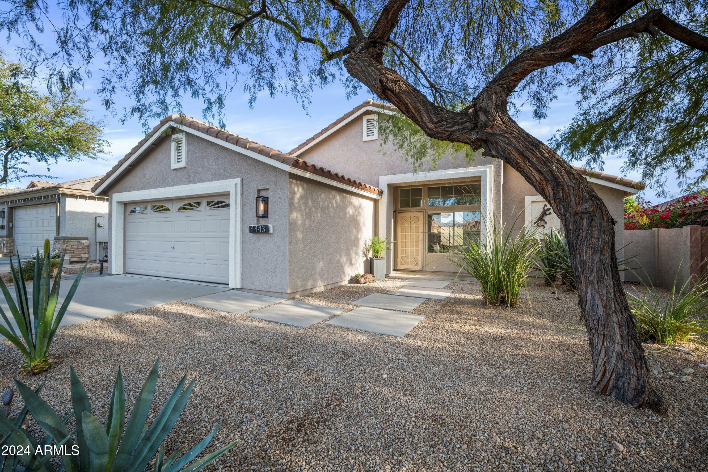 Property Photo:  4443 E Thorn Tree Drive  AZ 85331 