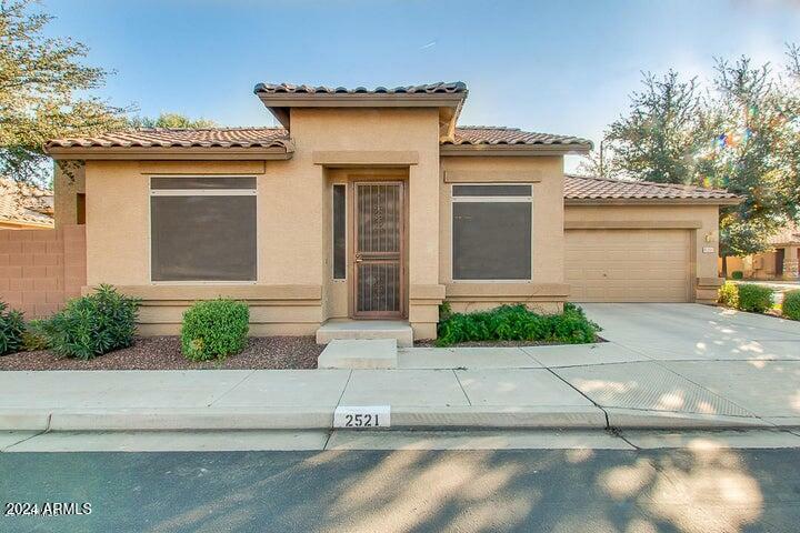 Property Photo:  2521 E Flintlock Place  AZ 85286 