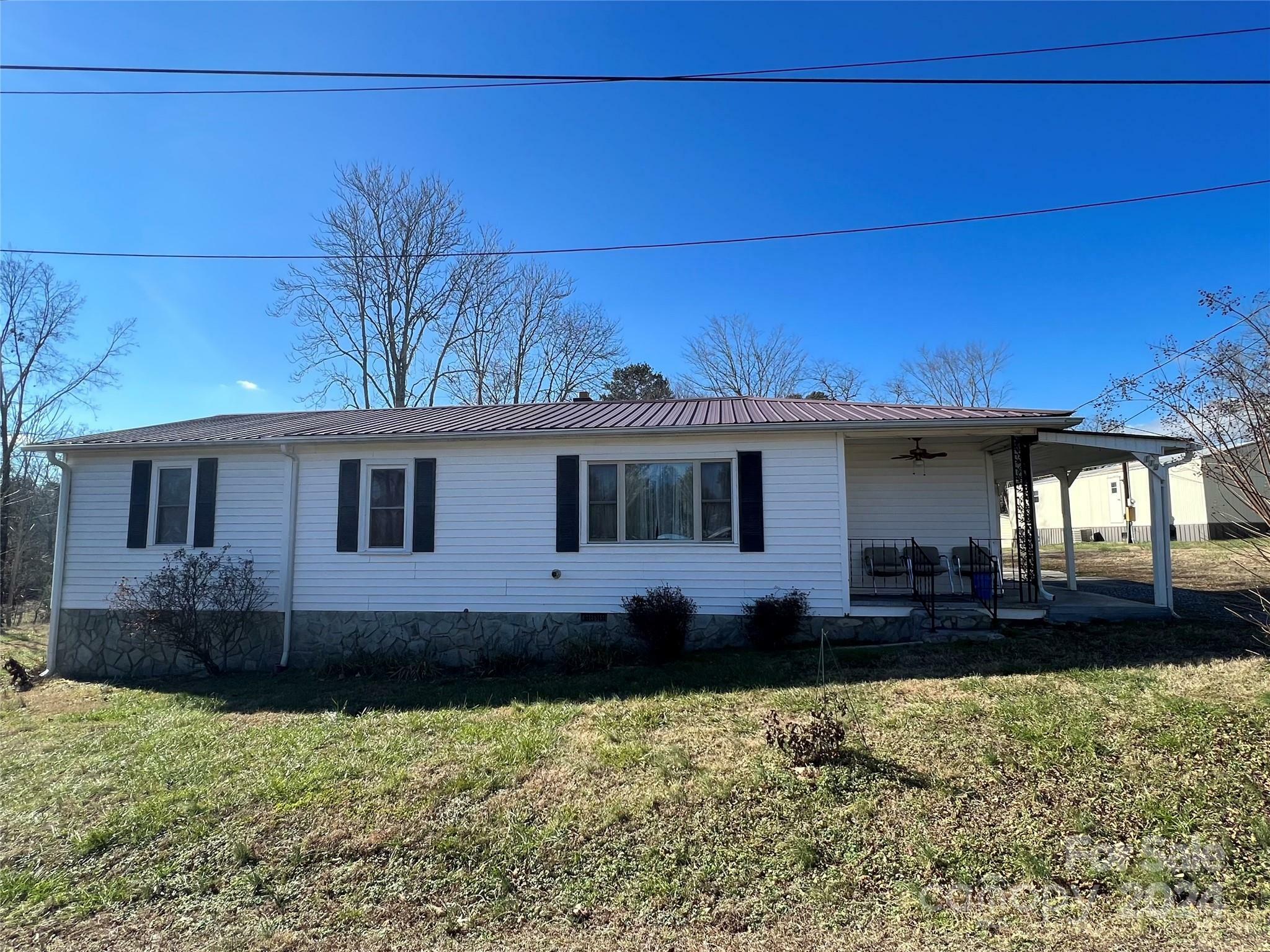 118 Olive Street  Hudson NC 28638 photo