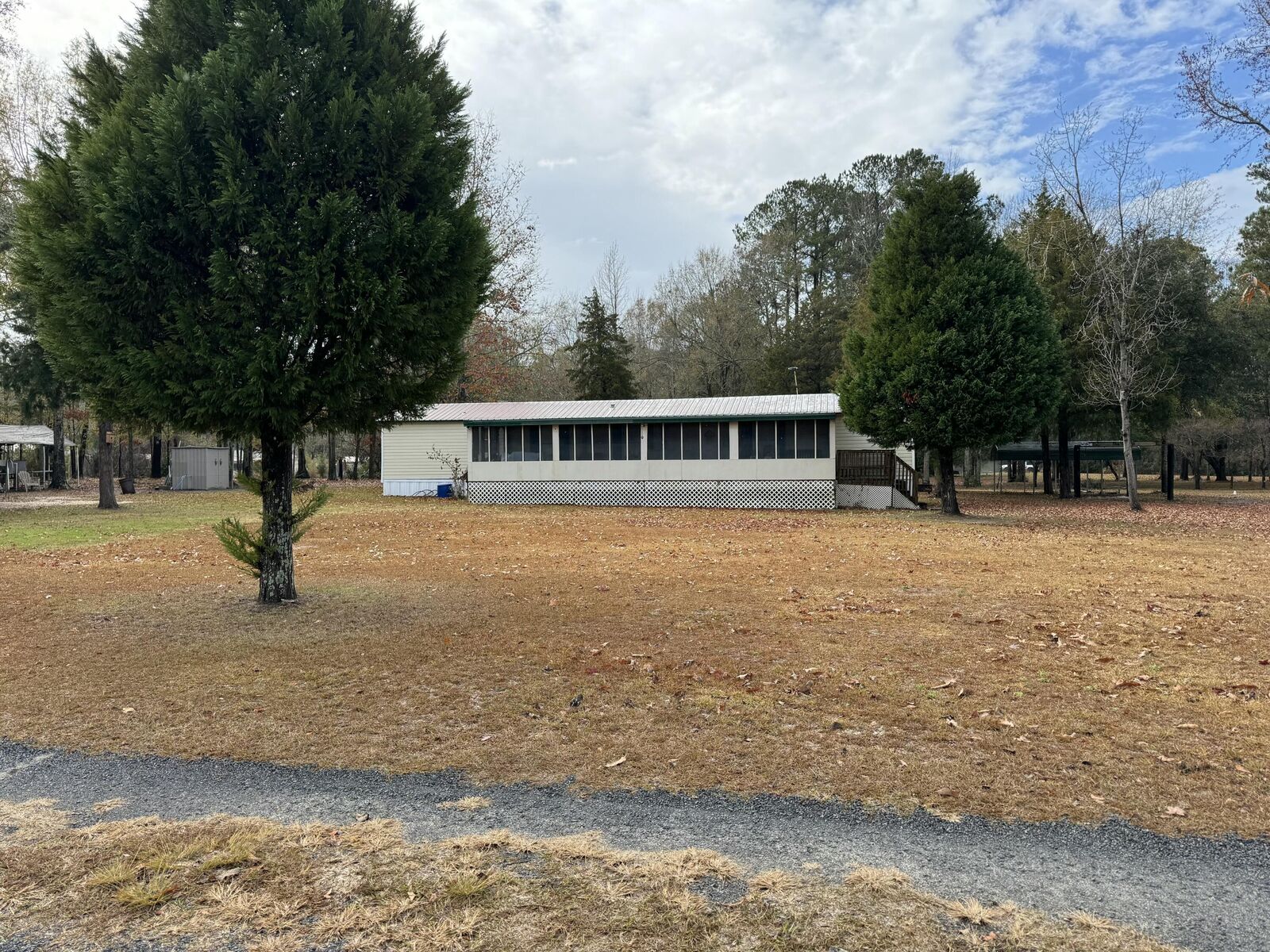 Property Photo:  152 Caroline Drive  SC 29436 