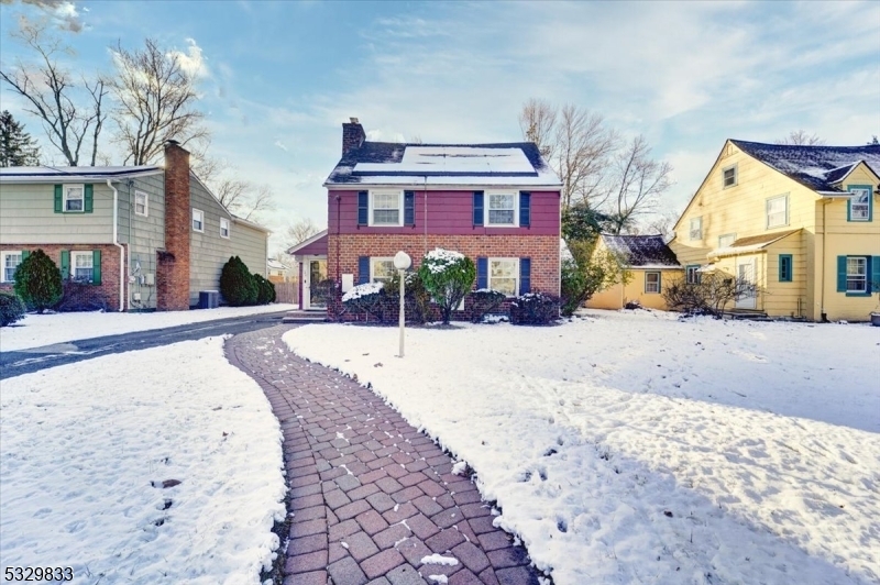 Property Photo: 141 Parkside Rd NJ 07060