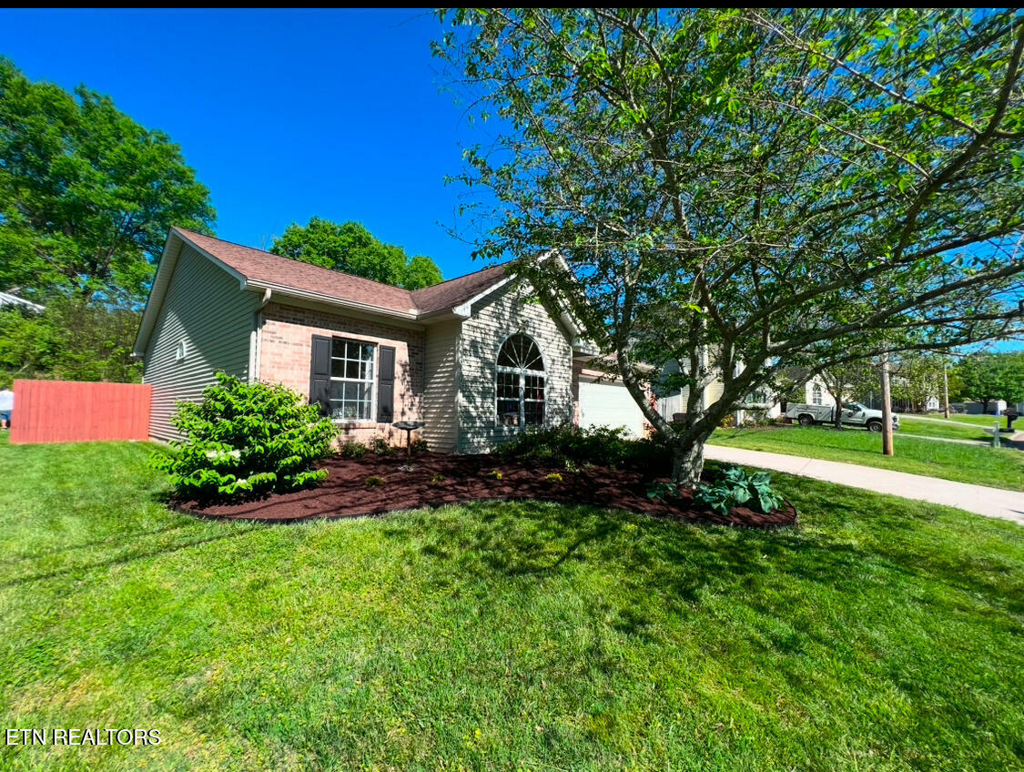 Property Photo: 1612 Poplar Hill Rd TN 37922
