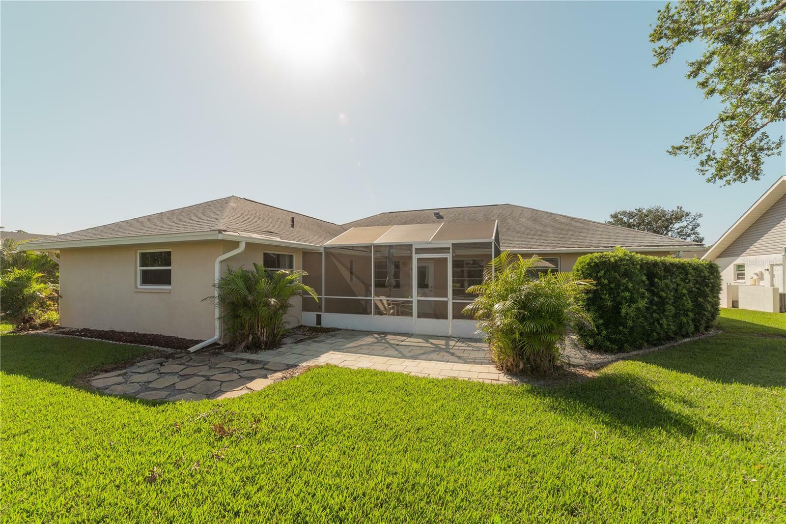 Property Photo:  338 Woodvale Drive  FL 34293 