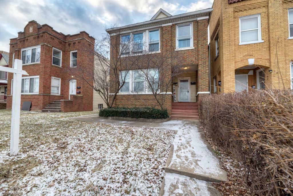 Property Photo:  1422 Park Avenue  IL 60411 