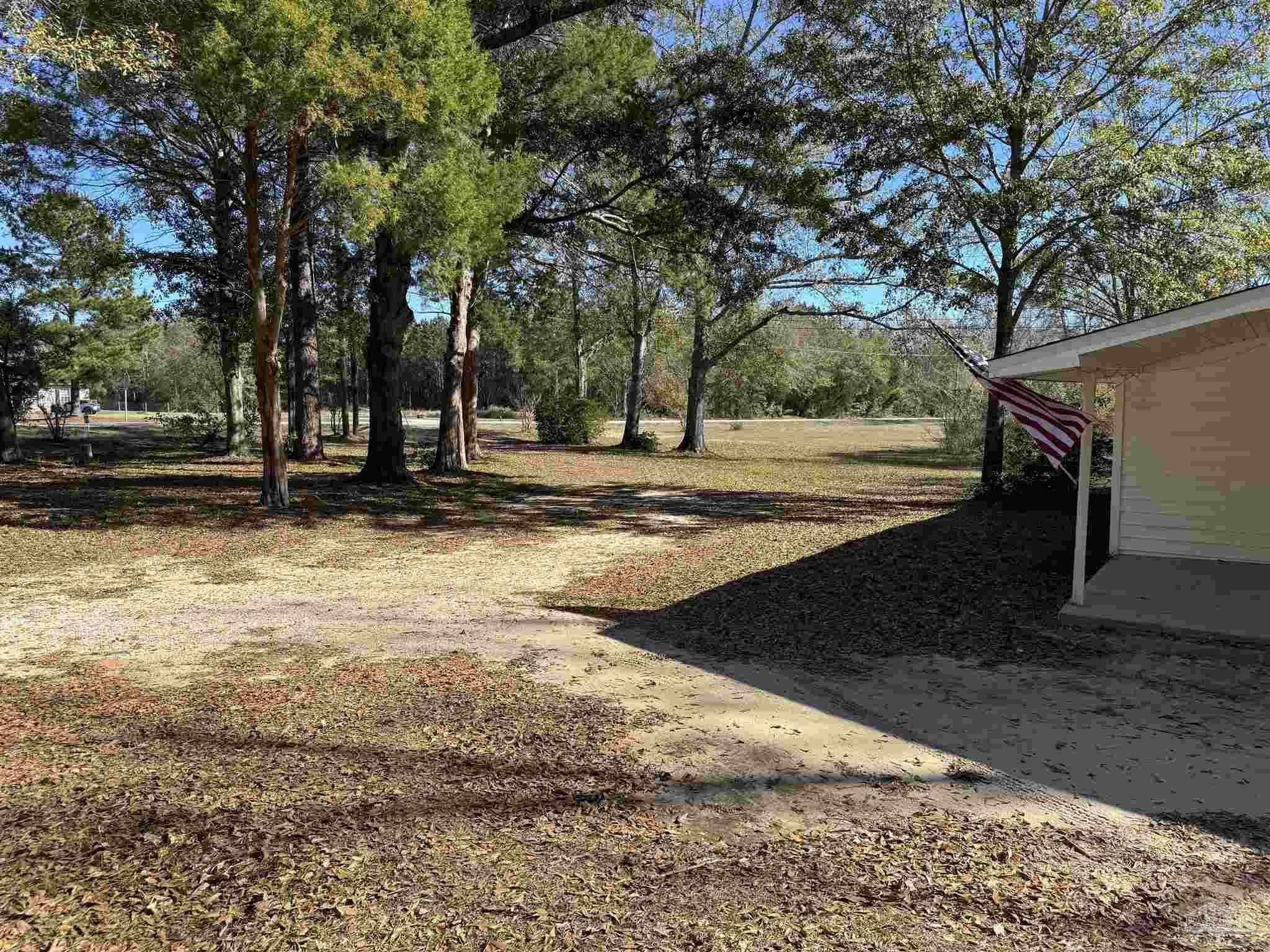 Property Photo:  2749 Hwy 4  FL 32565 