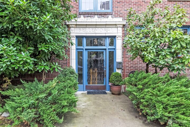 711  Belmont Place E 106  Seattle WA 98102 photo