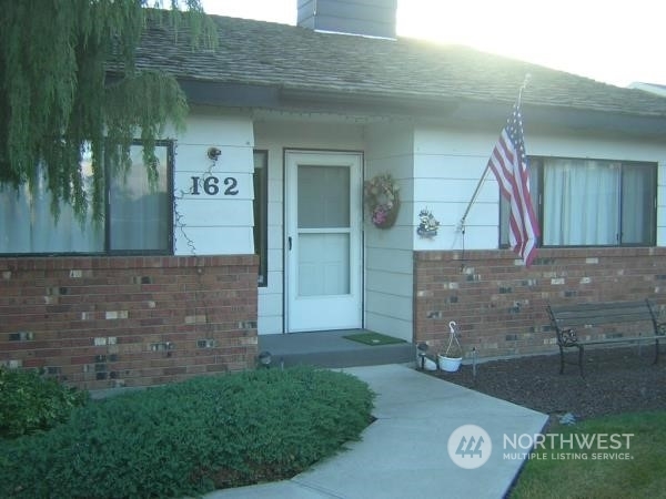 Property Photo: 162 Quail Run Boulevard WA 98801