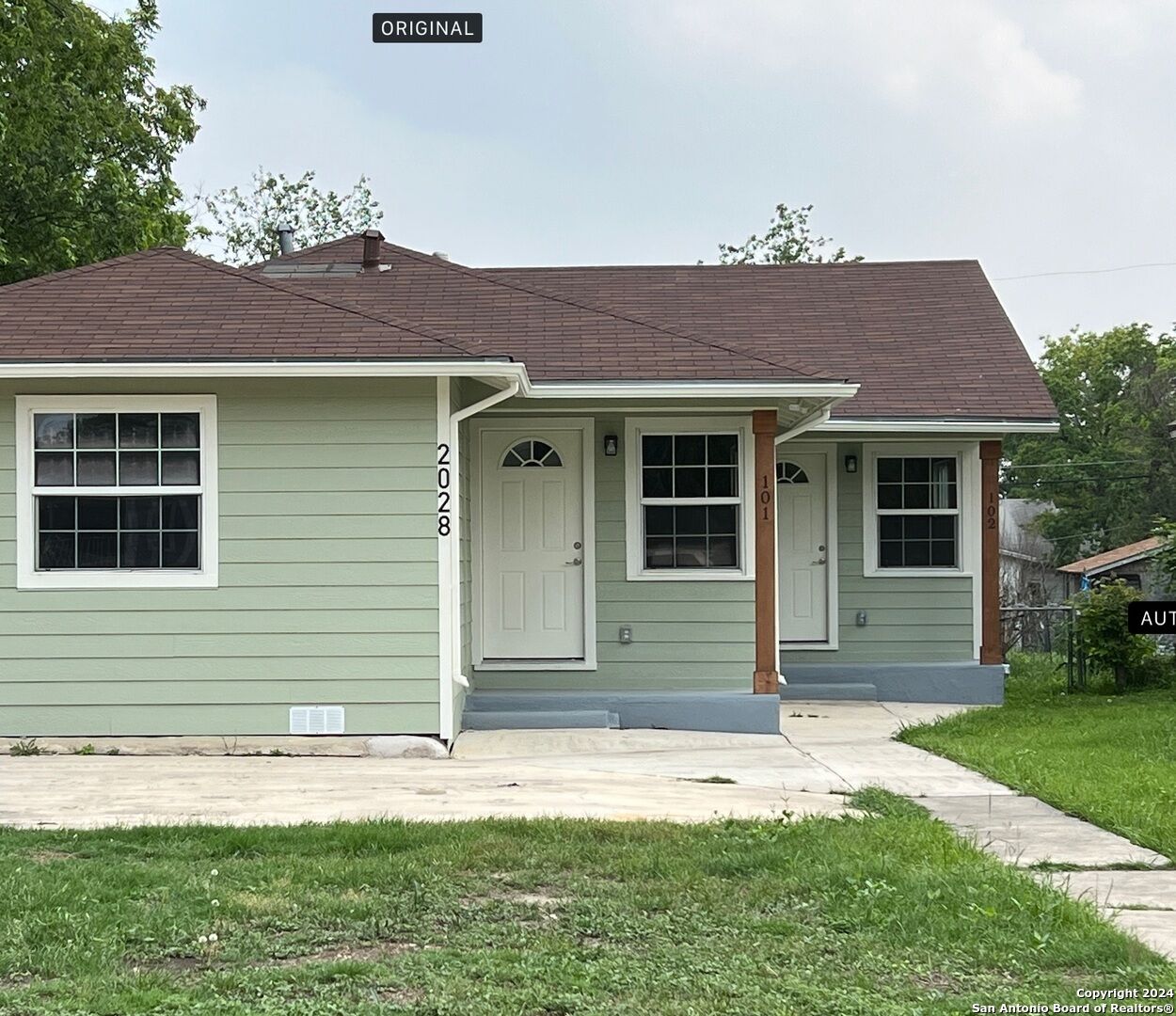 Property Photo: 2028 W Woodlawn Ave TX 78201