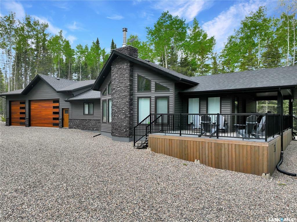 Property Photo:  306 Meadow Ridge Drive  SK S0J 3E0 