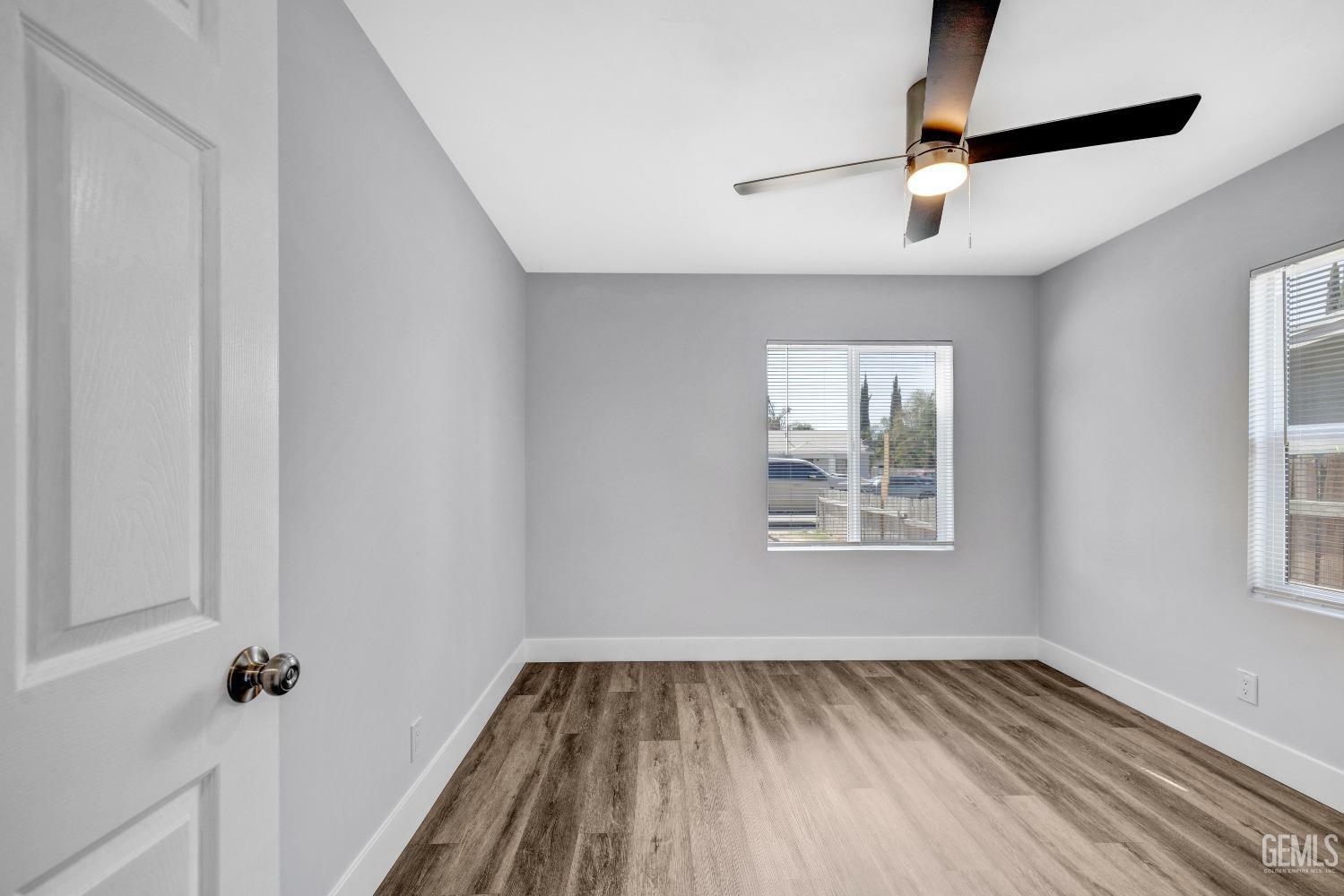 Property Photo:  1216 Woodrow Avenue  CA 93308 