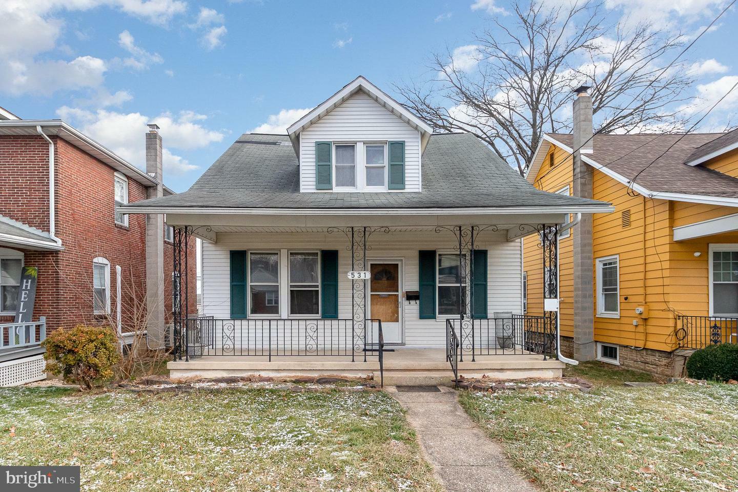 Property Photo:  531 N 2nd Street  PA 17043 